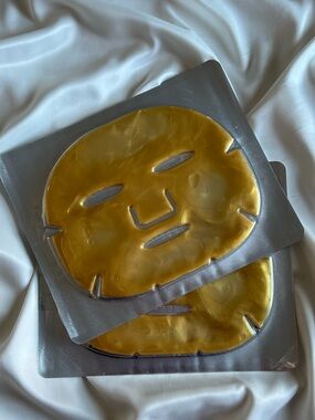 PREDIRE PARIS
Golden Collagen Cell Renewal Facial Mask - #2 sheet Mask